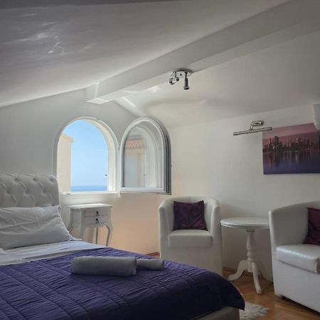 Apartmani Iva Becici エクステリア 写真
