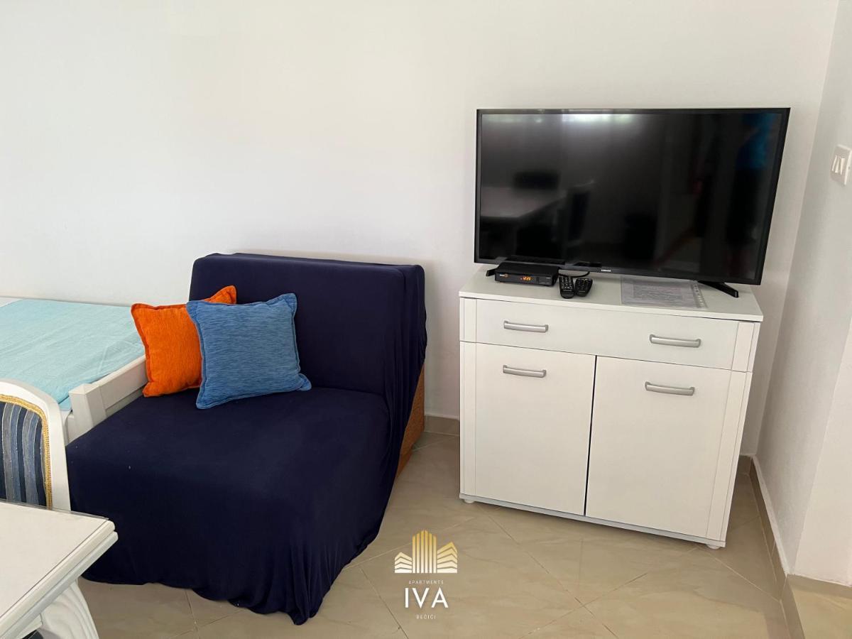 Apartmani Iva Becici エクステリア 写真