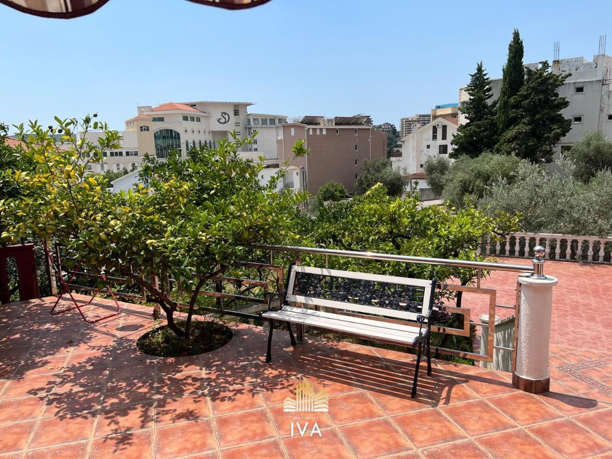 Apartmani Iva Becici エクステリア 写真