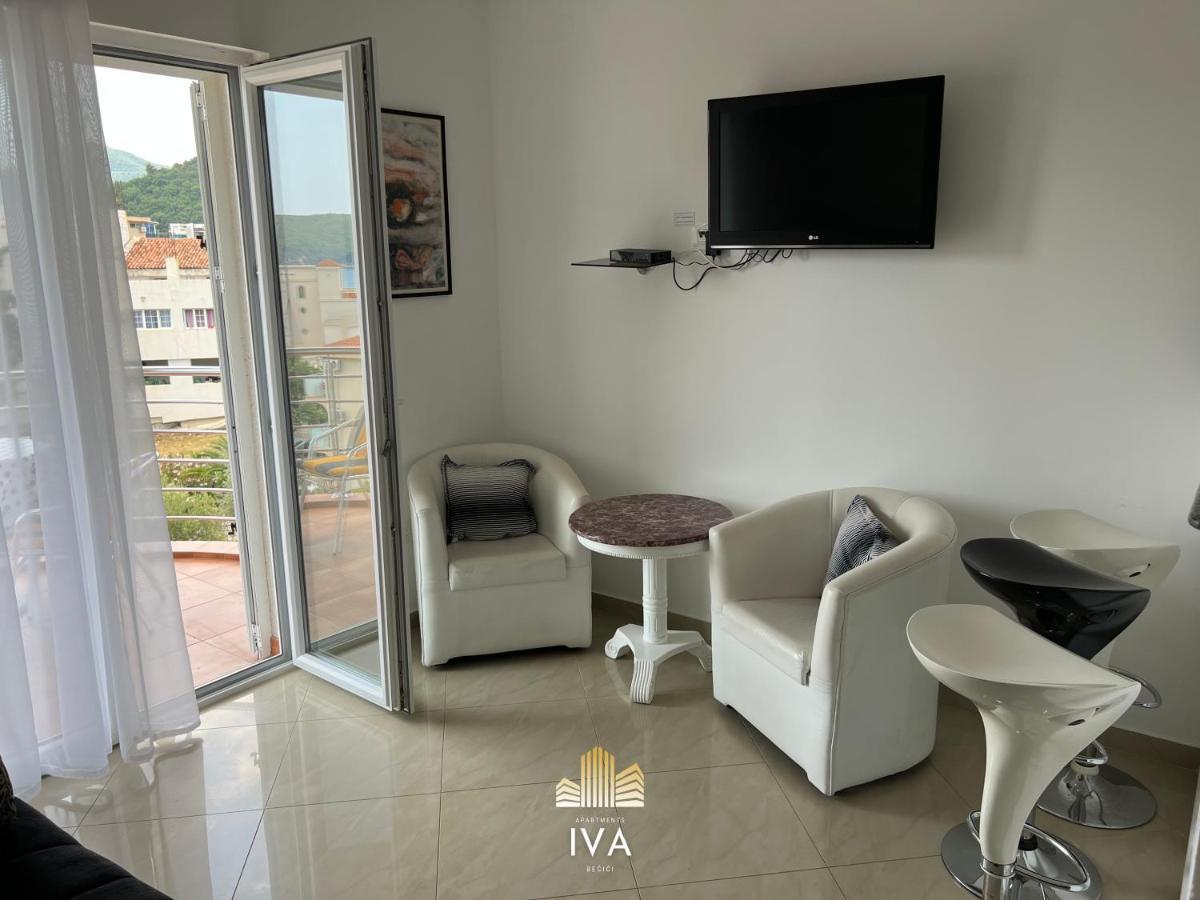 Apartmani Iva Becici エクステリア 写真