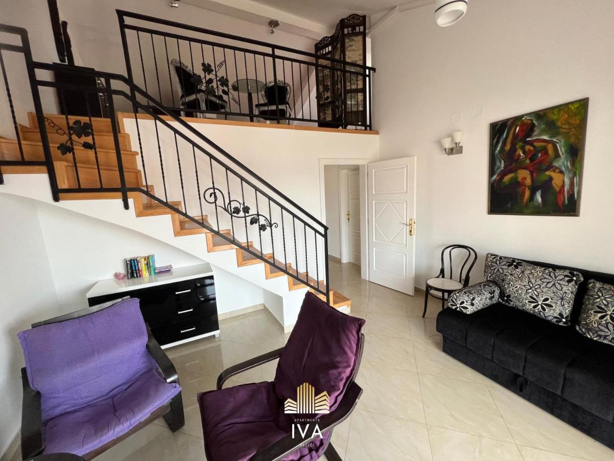 Apartmani Iva Becici エクステリア 写真
