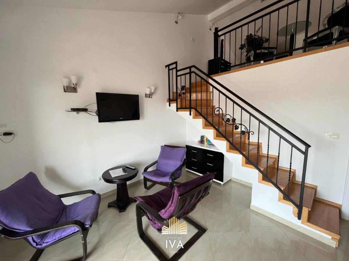 Apartmani Iva Becici エクステリア 写真