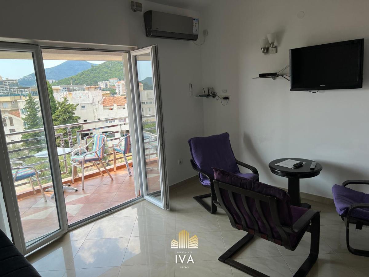 Apartmani Iva Becici エクステリア 写真