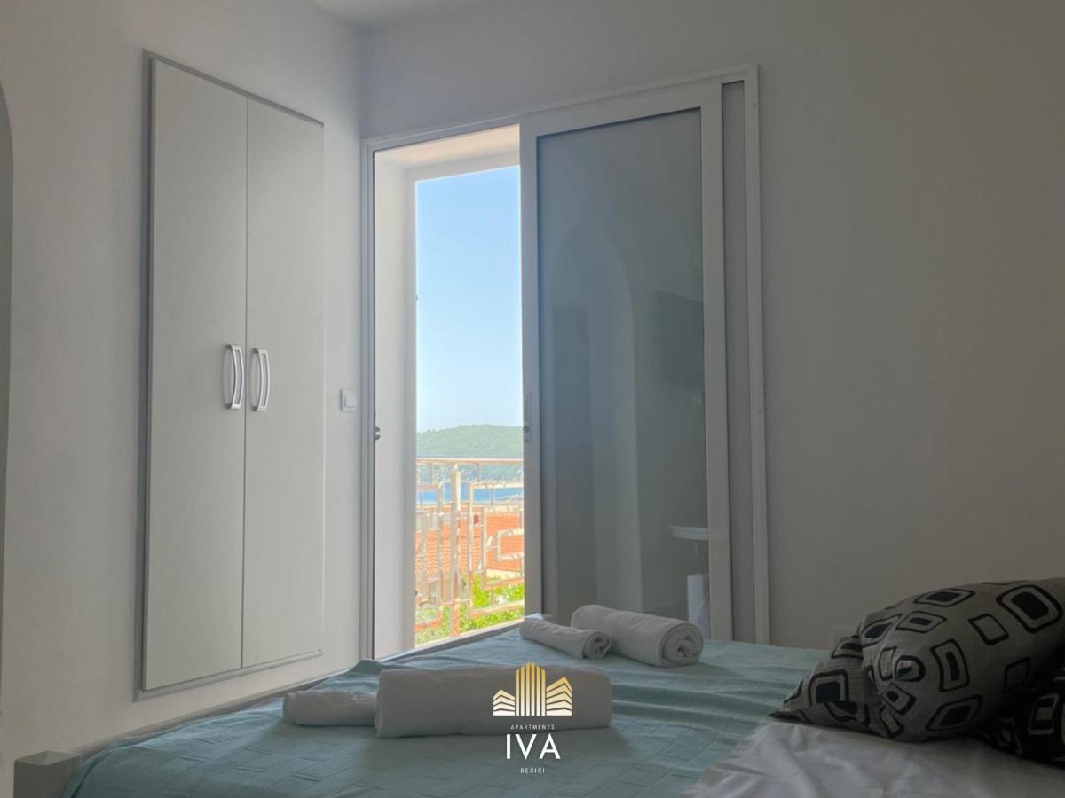 Apartmani Iva Becici エクステリア 写真